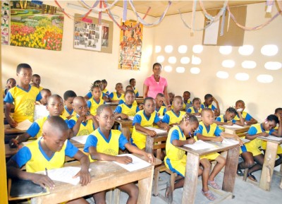 livres scolaires Côte d'Ivoire - Déco Relief