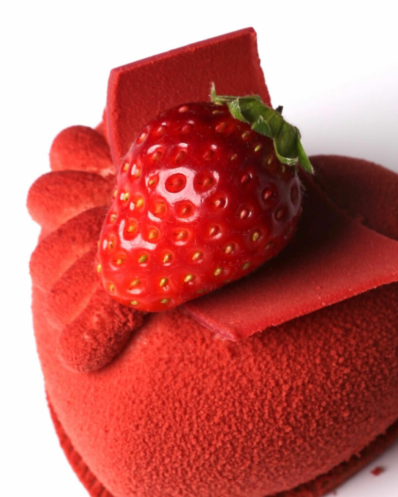 Le velours cake fraise
